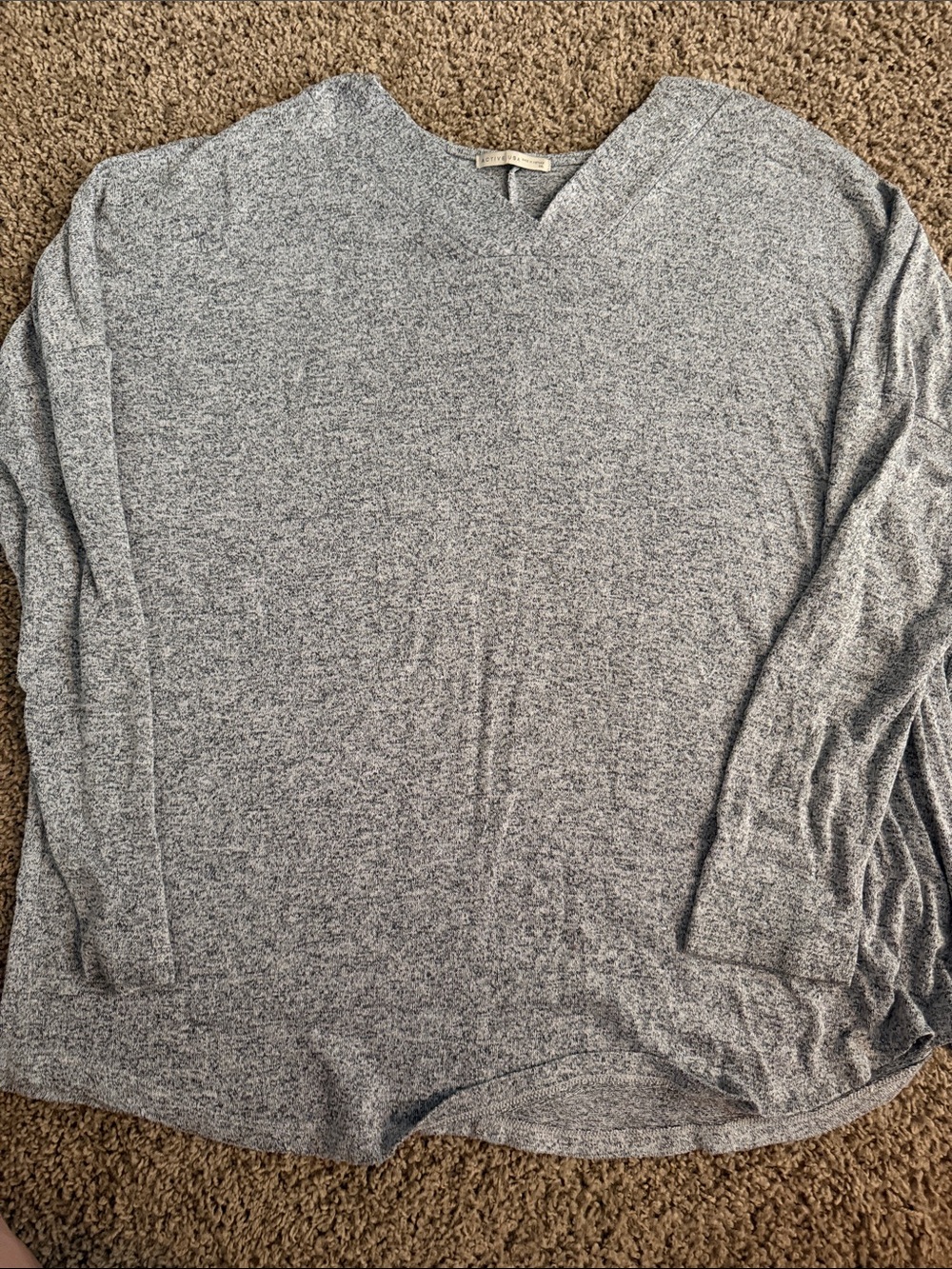 Active USA Heather Gray V-Neck Long Sleeve Top